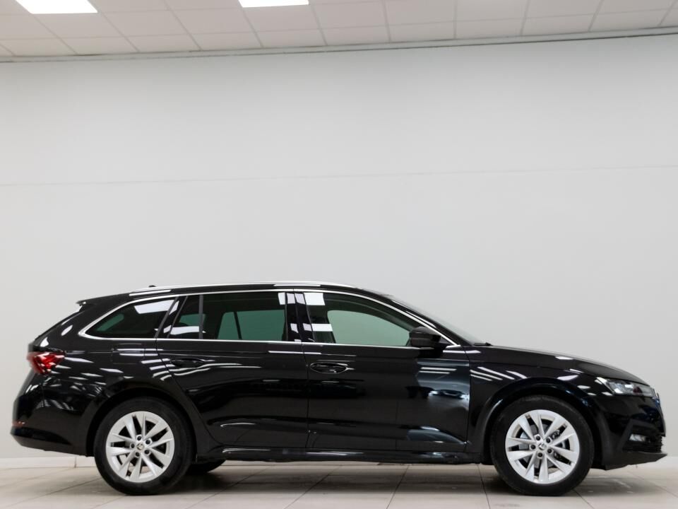 Foto del SKODA Octavia Combi 2.0TDI Ambition 110kW