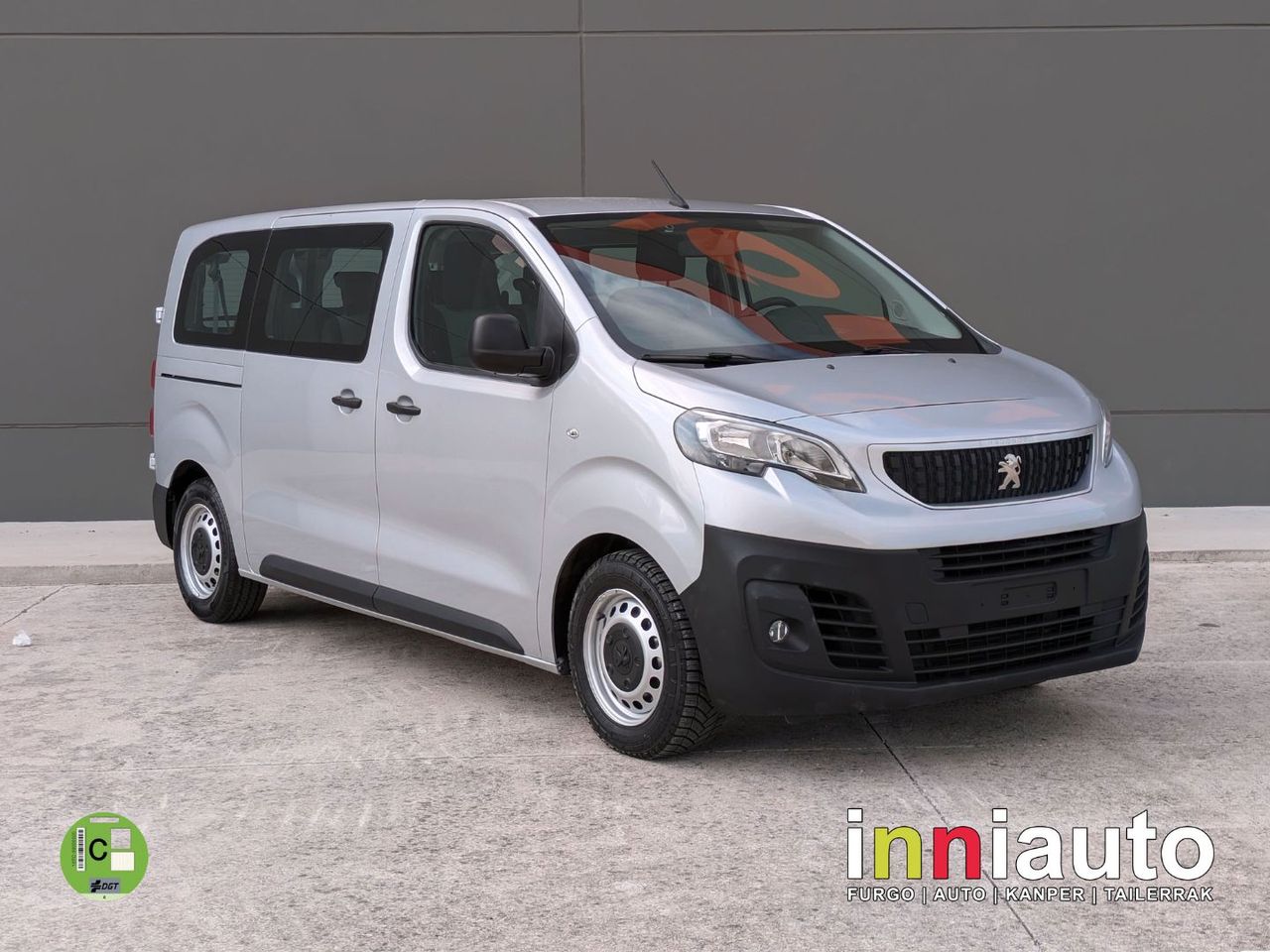 Imagen de PEUGEOT Traveller 2.0BlueHDI Business Standard 150