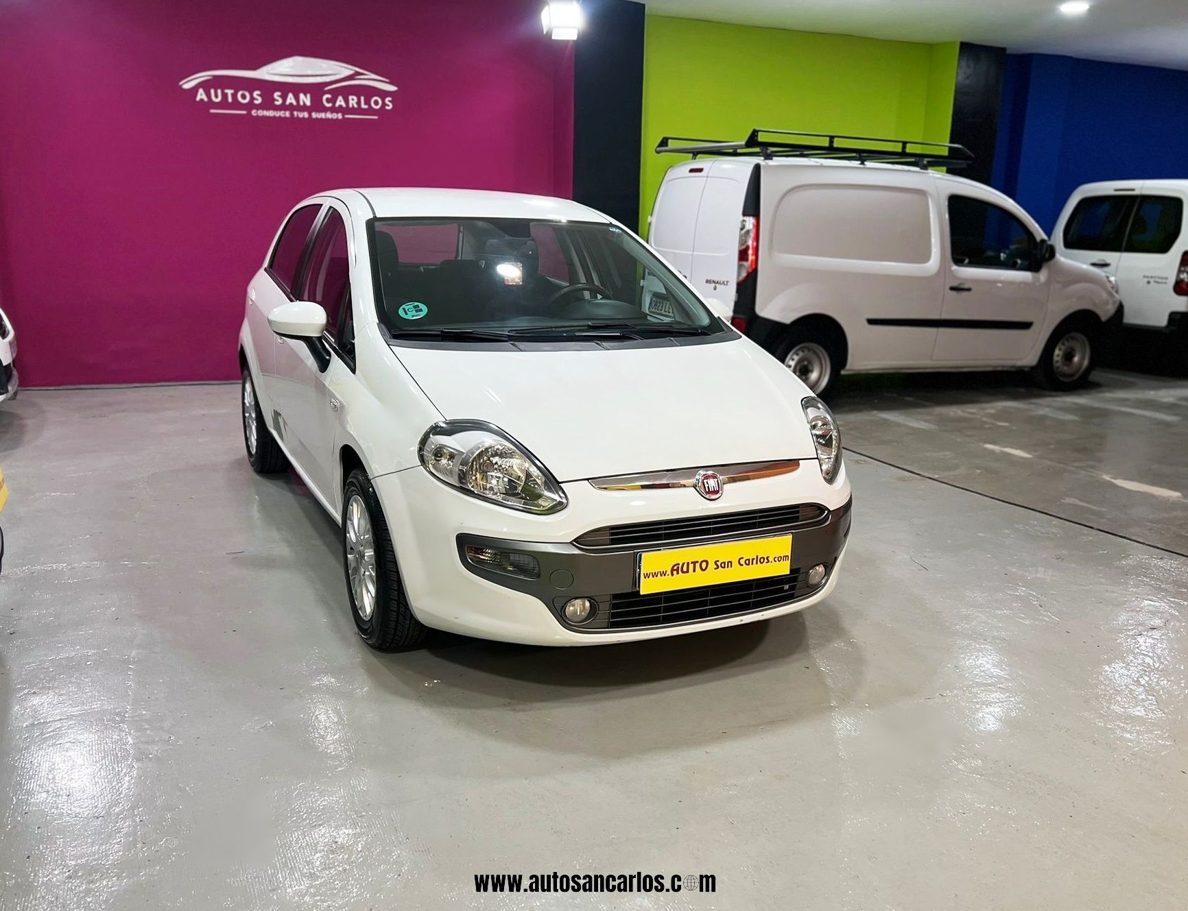FIAT Punto (1.3Mjt 16v Feel-Class) en Barcelona