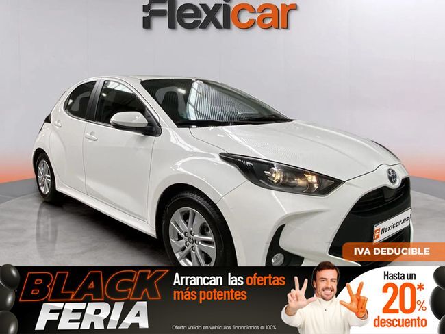 TOYOTA Yaris (1.5 120H Business Plus) en Navarra