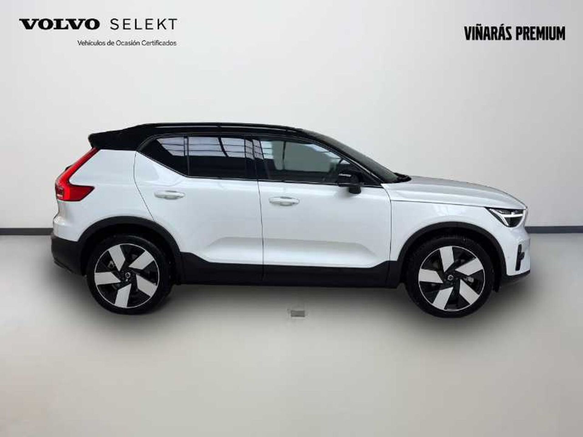 Imagen 3 de VOLVO XC40