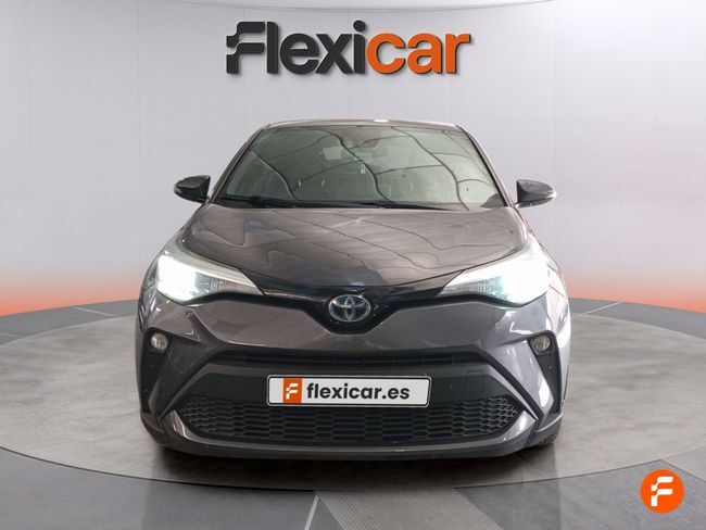 Foto del TOYOTA C-HR 180H Advance