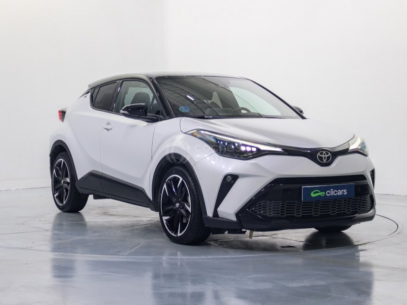 Foto del TOYOTA C-HR 125H Advance