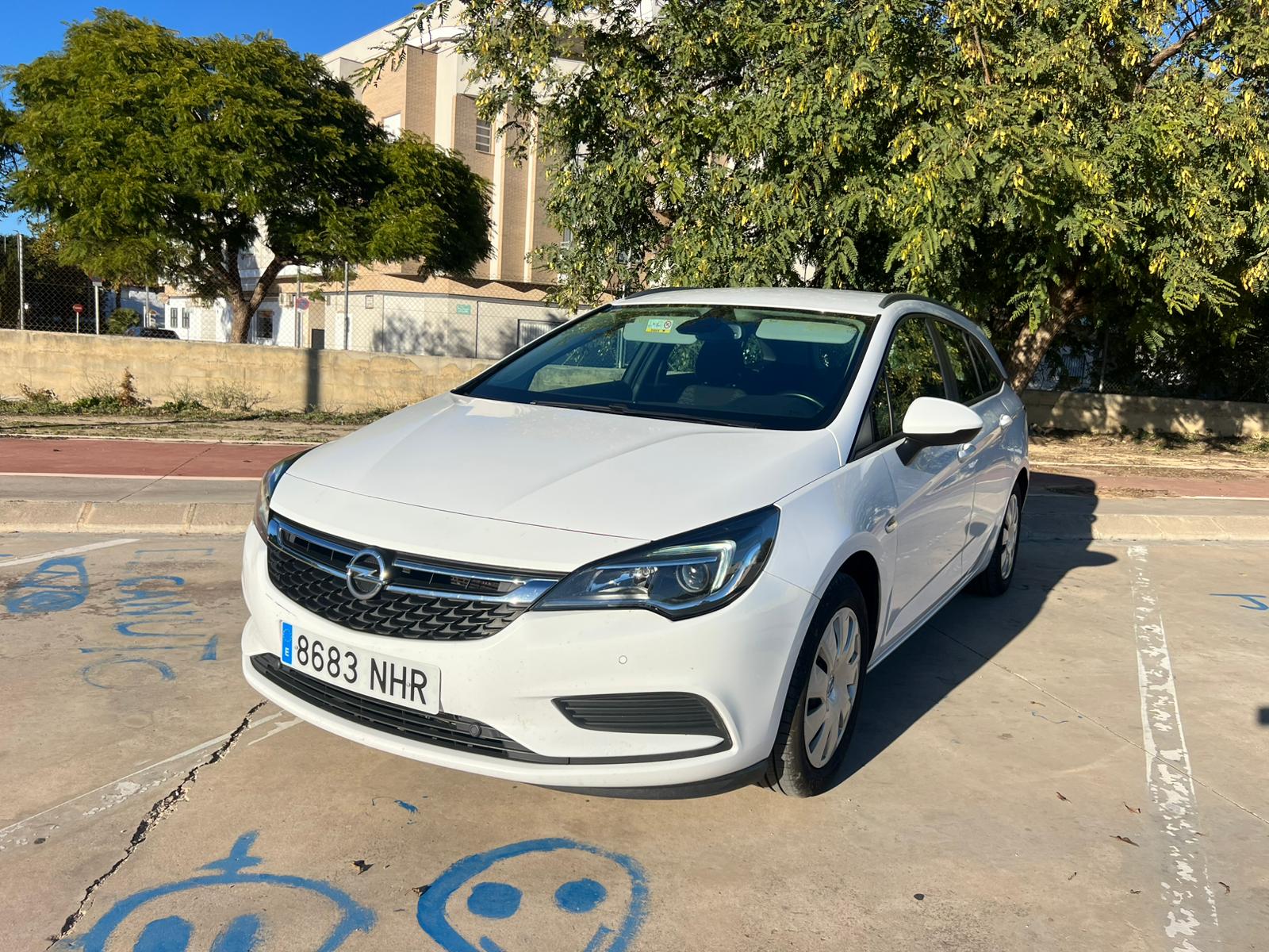 Foto del OPEL Astra ST 1.0T S-S Selective 105