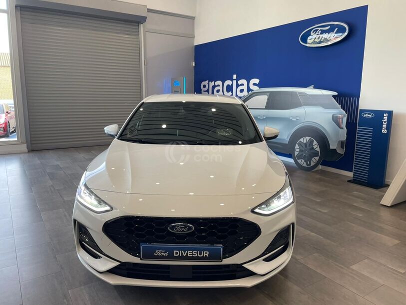 Foto del FORD Focus 1.0 Ecoboost MHEV ST-Line X 125