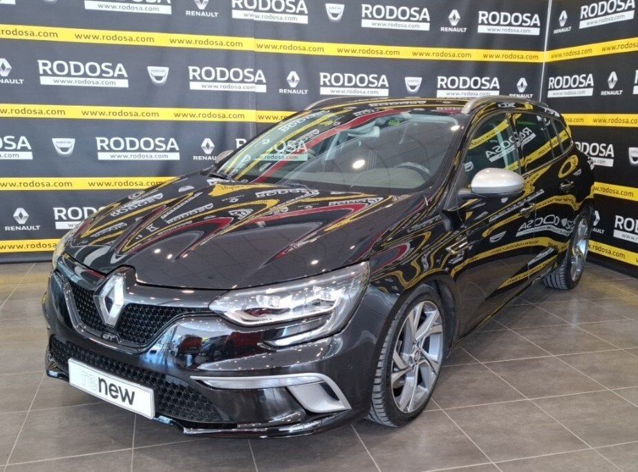 RENAULT Mégane (GT Energy DCI 165CV EDC) en Pontevedra