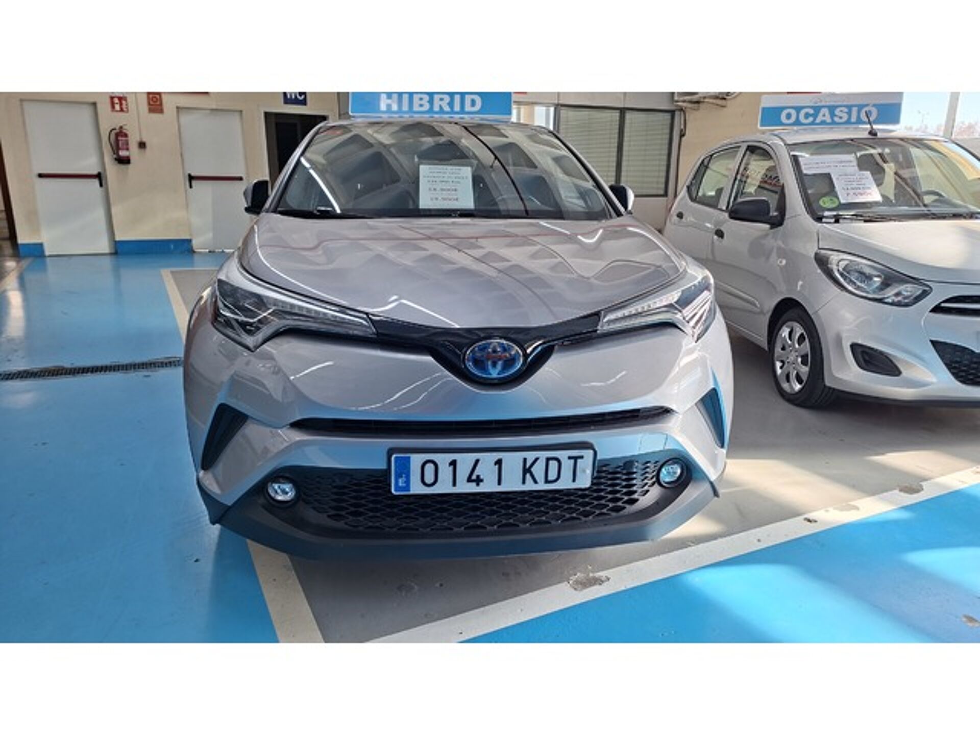 Imagen 1 de TOYOTA C-HR