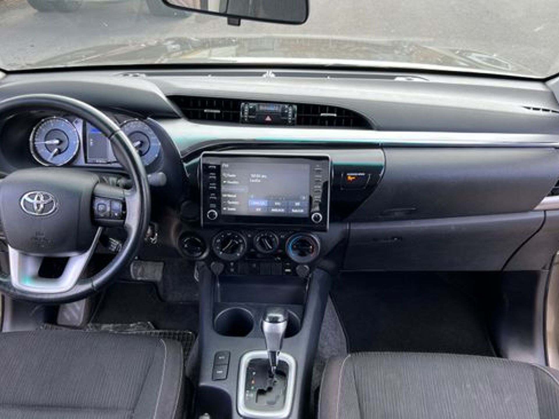 Imagen 2 de TOYOTA Hilux