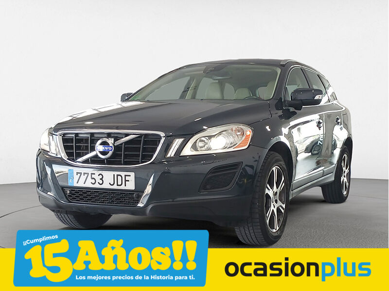 VOLVO XC60 (T5 Momentum Auto 180 kW (245 CV)) en Madrid
