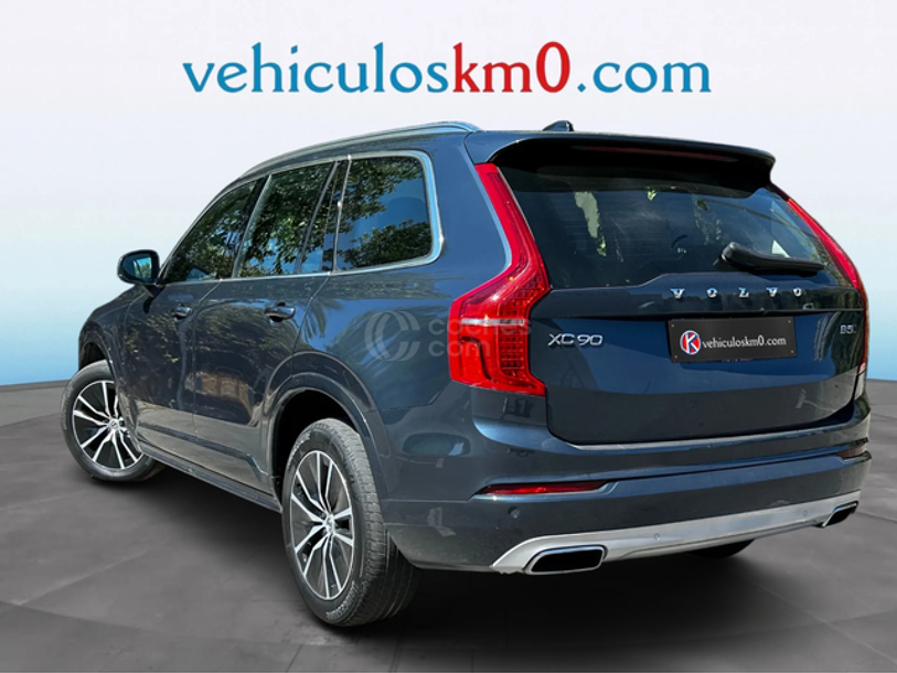 Foto del VOLVO XC90 D5 Momentum AWD 235 Aut.