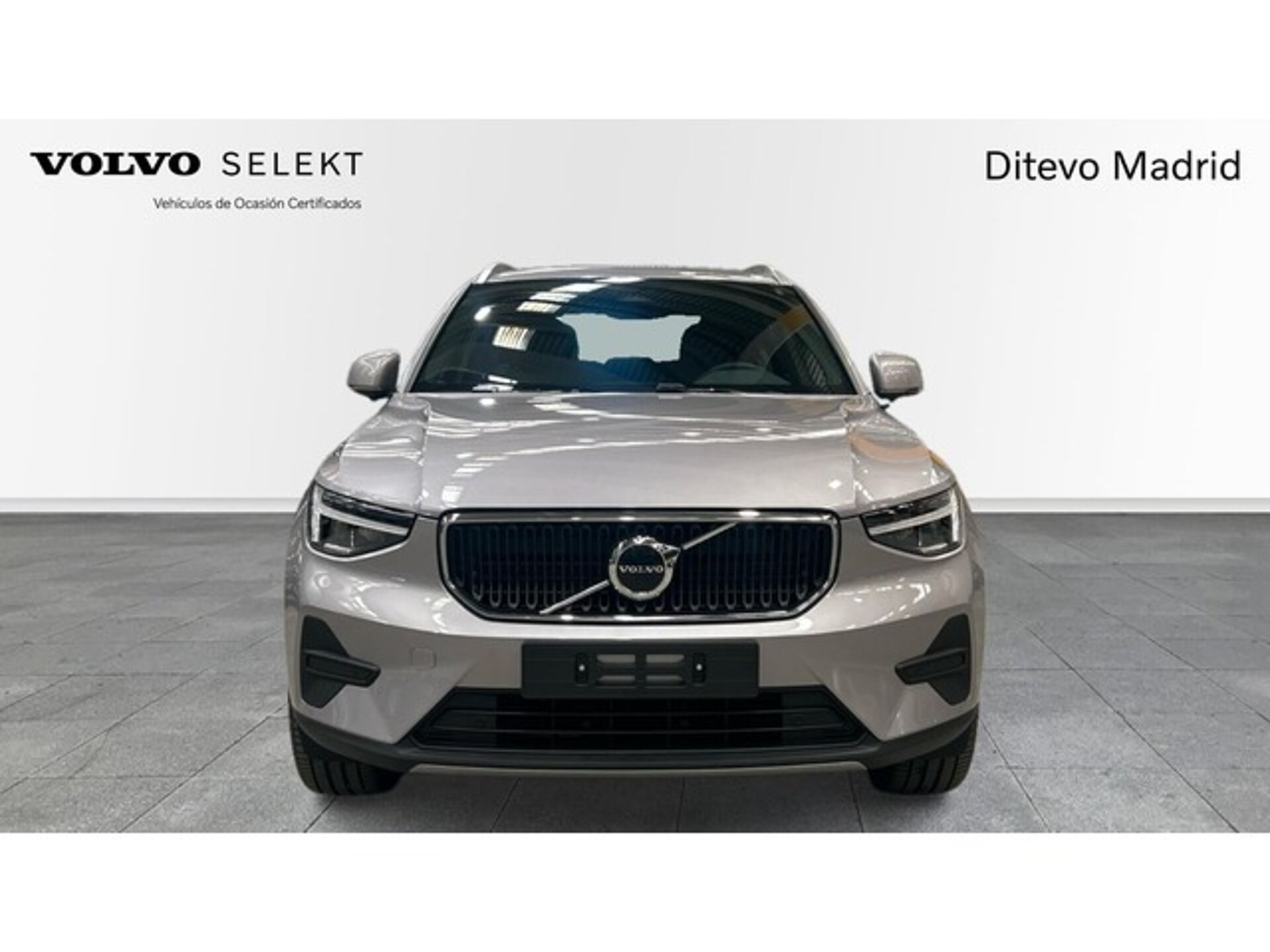 Imagen 3 de VOLVO XC40
