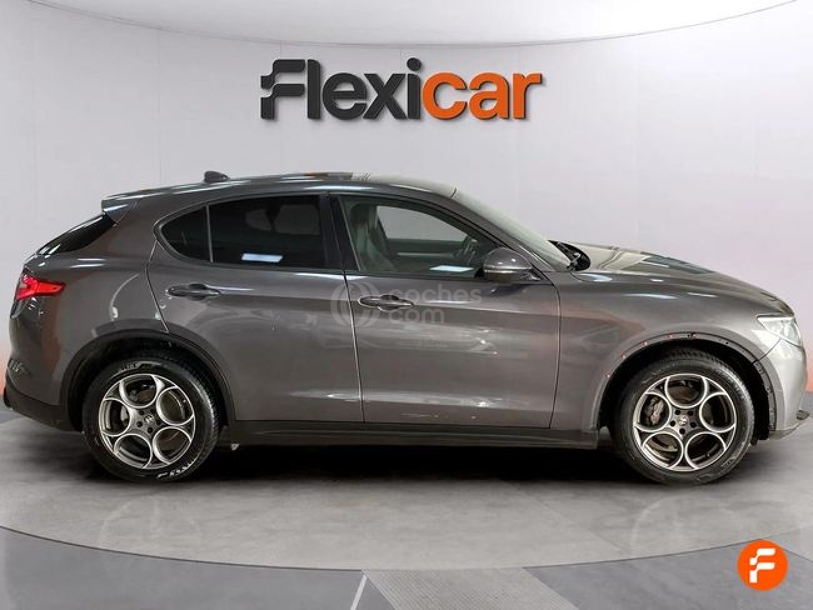 Foto del ALFA ROMEO Stelvio 2.2 Sprint RWD Aut. 160