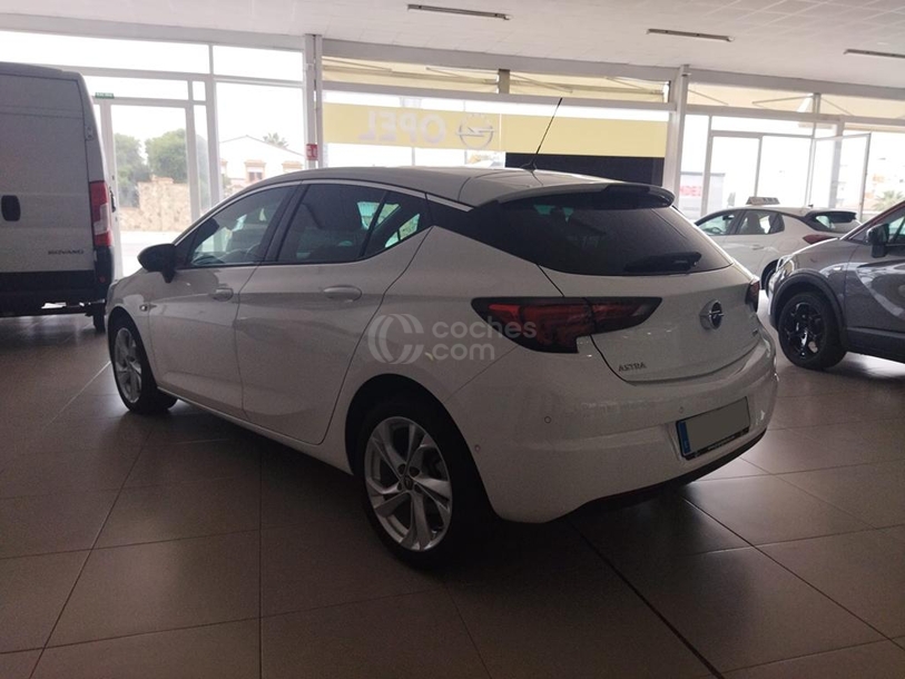 Foto del OPEL Astra 1.6CDTi S-S Dynamic 110
