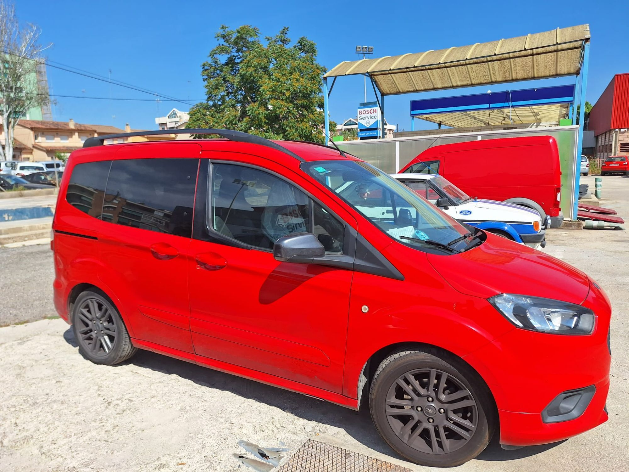 Foto del FORD Transit Courier Kombi 1.0 Ecob. Ambiente