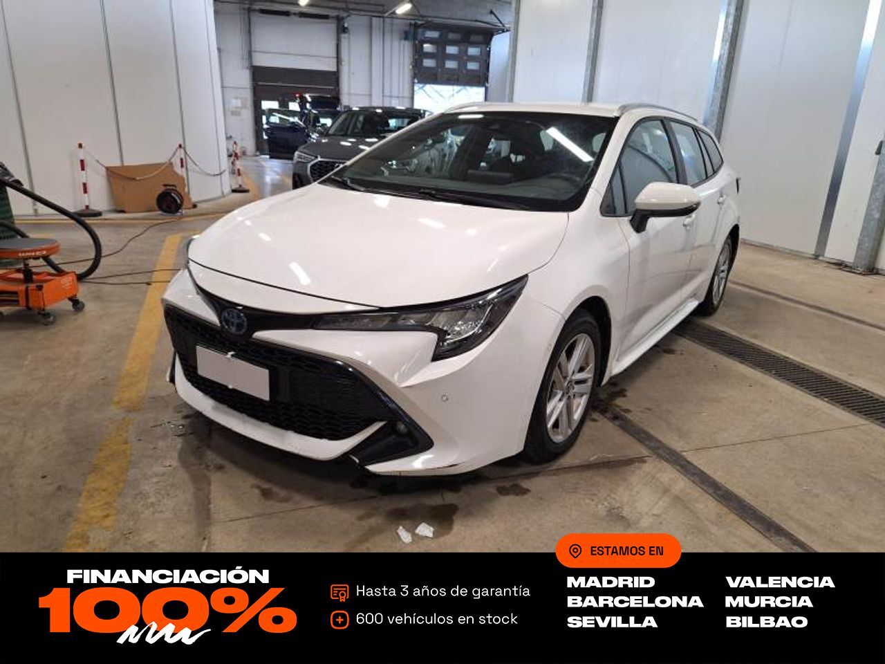 TOYOTA Corolla (1.8 125H ACTIVE TECH E-CVT TOU SPORT) en Madrid