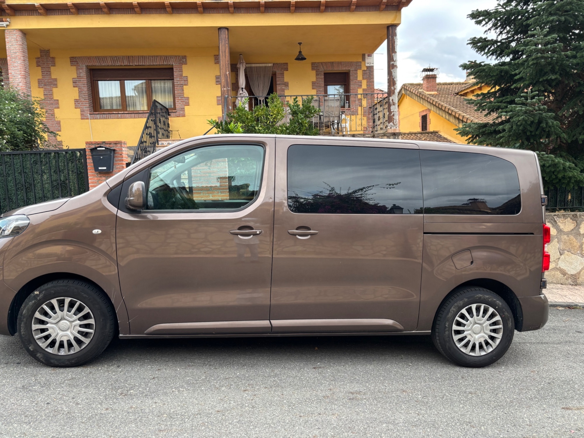 Imagen de TOYOTA Proace Verso