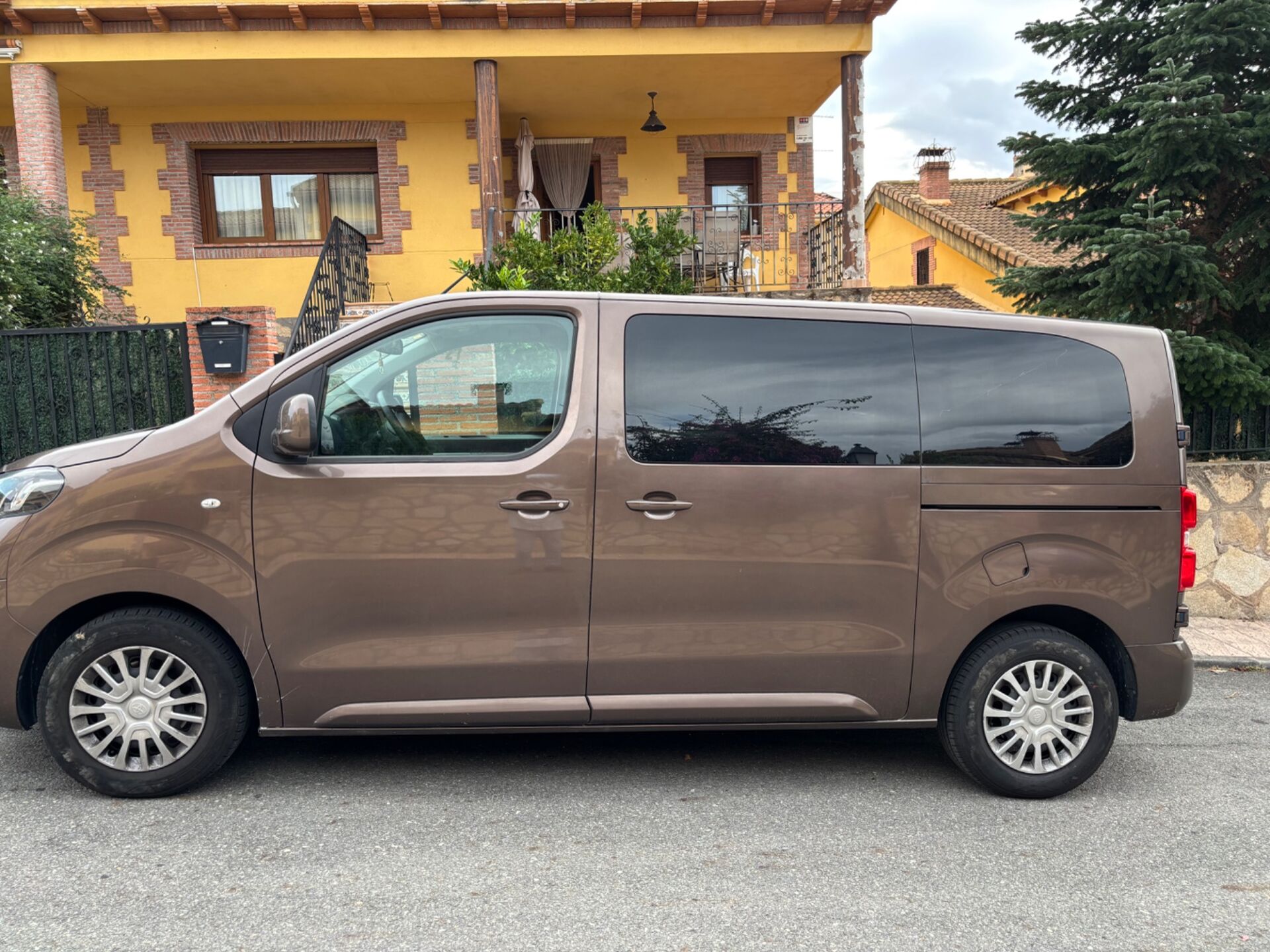 Imagen 1 de TOYOTA Proace Verso
