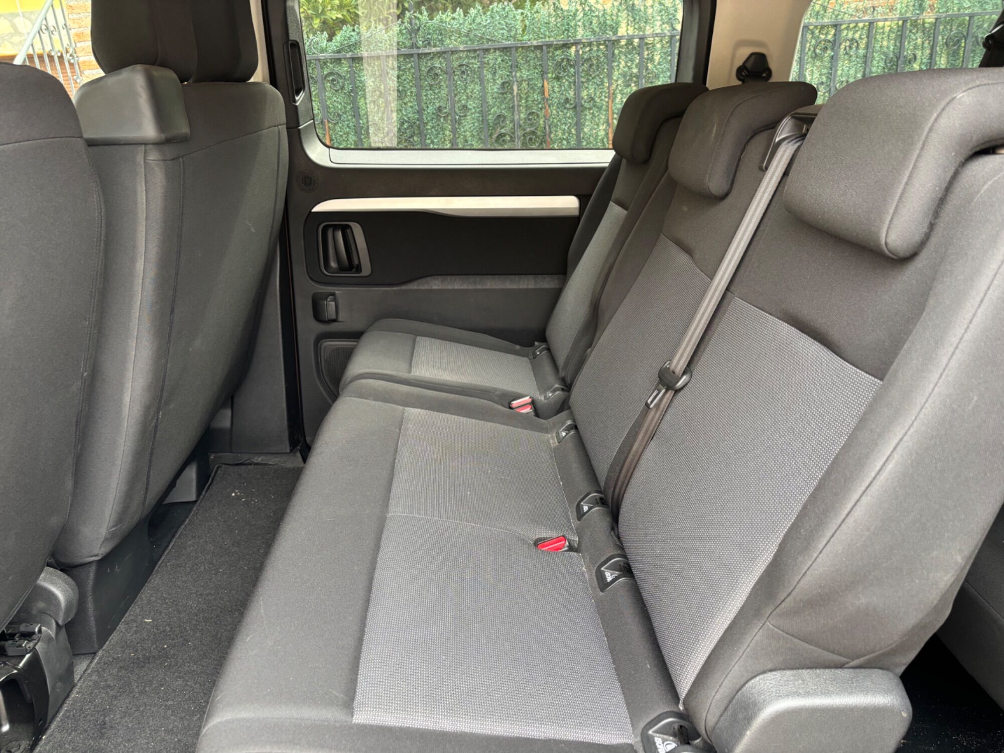 Foto del TOYOTA Proace Verso Proace Shuttle L1 1.5D 9pl. VX 120