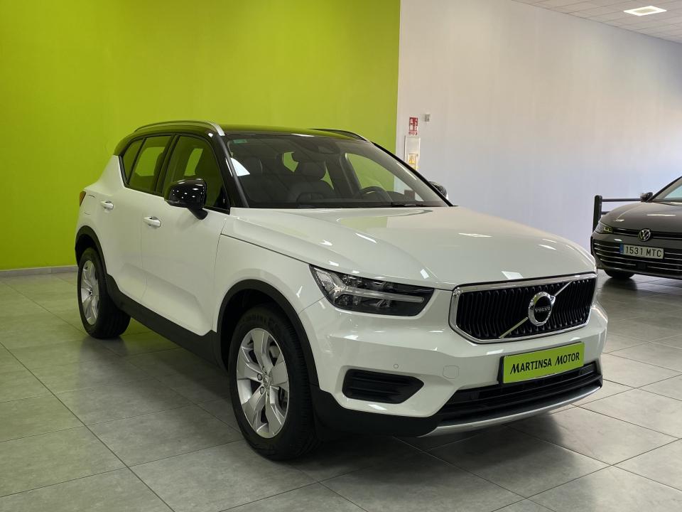 Foto del VOLVO XC40 B4 Momentum Pro Aut.