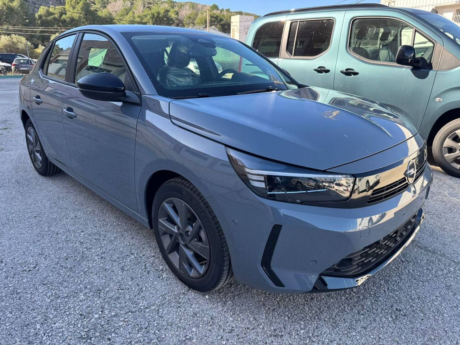 Imagen 2 de OPEL Corsa