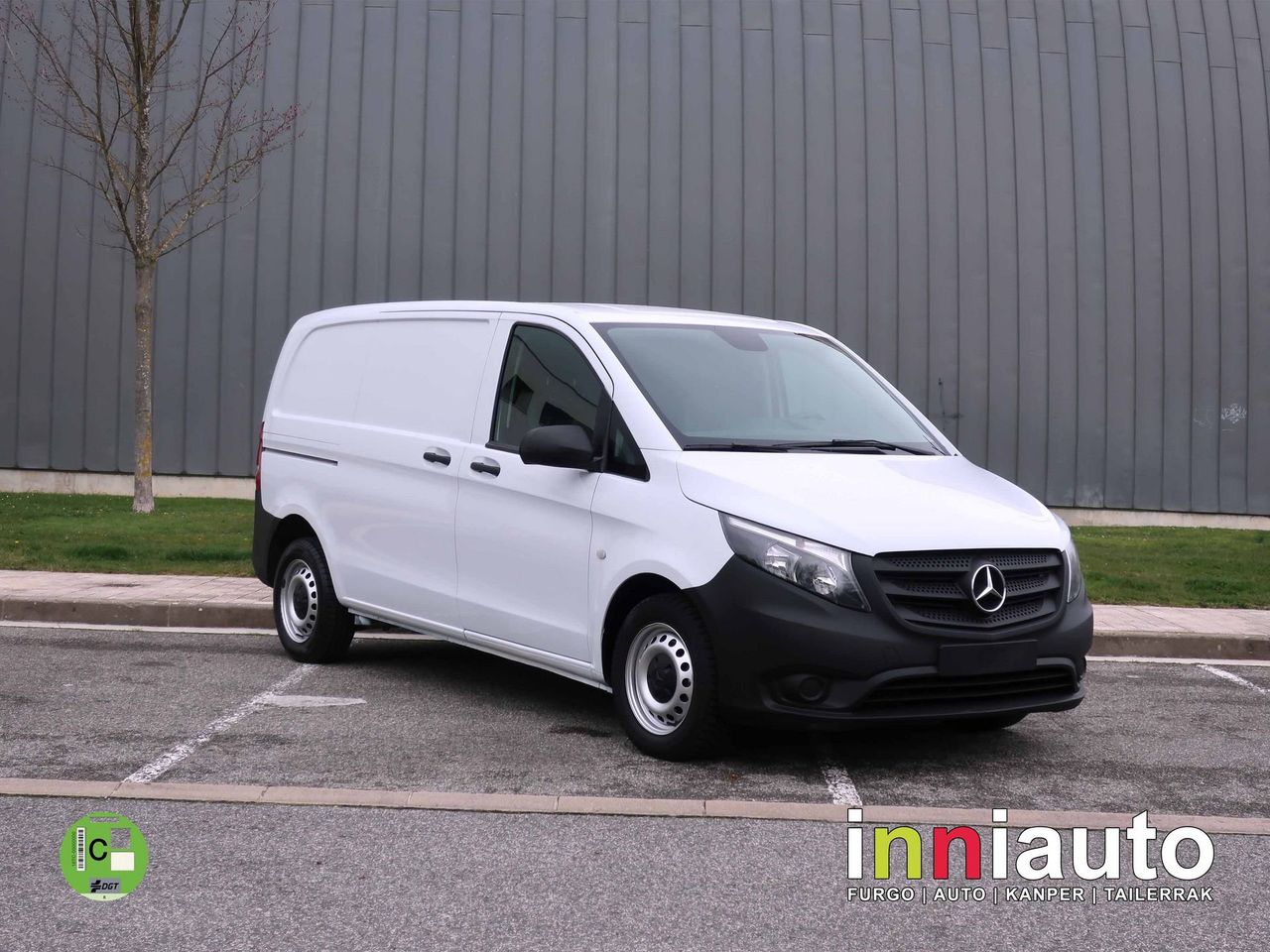 Imagen de MERCEDES Vito Tourer 119 CDI Pro Compacta Aut.