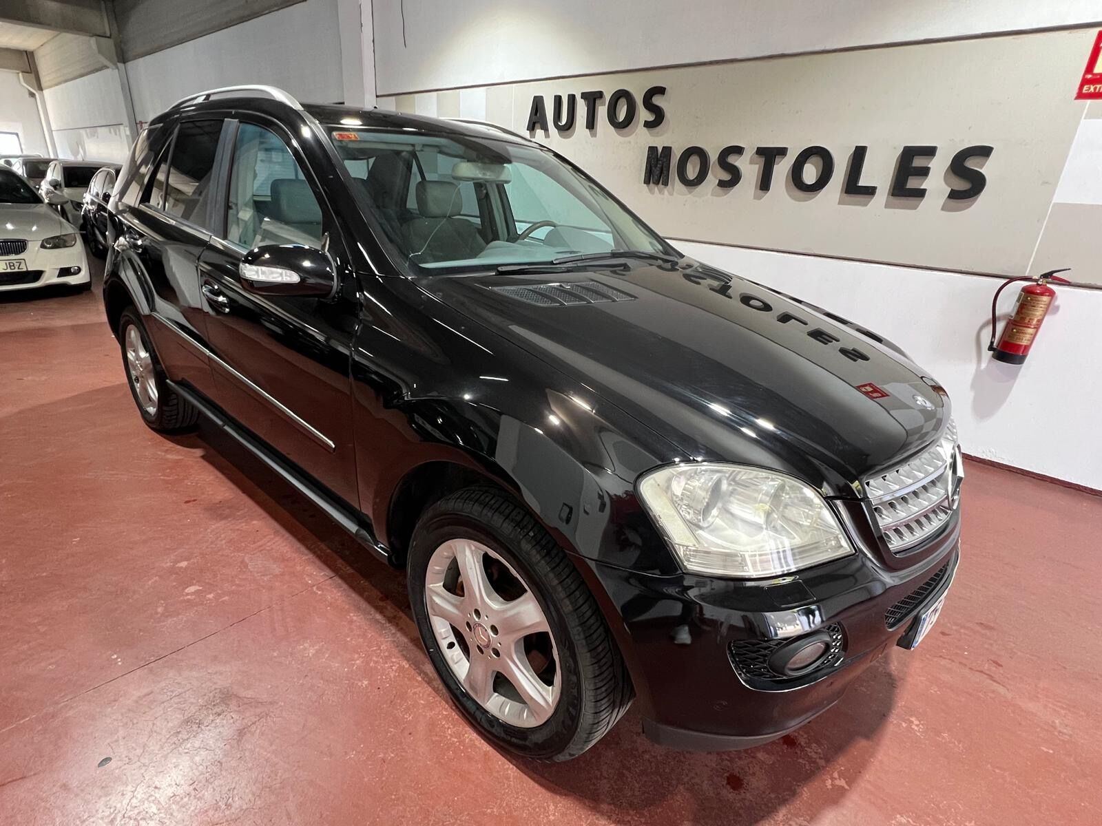 MERCEDES Clase M (ML 320CDI Aut.) en Madrid