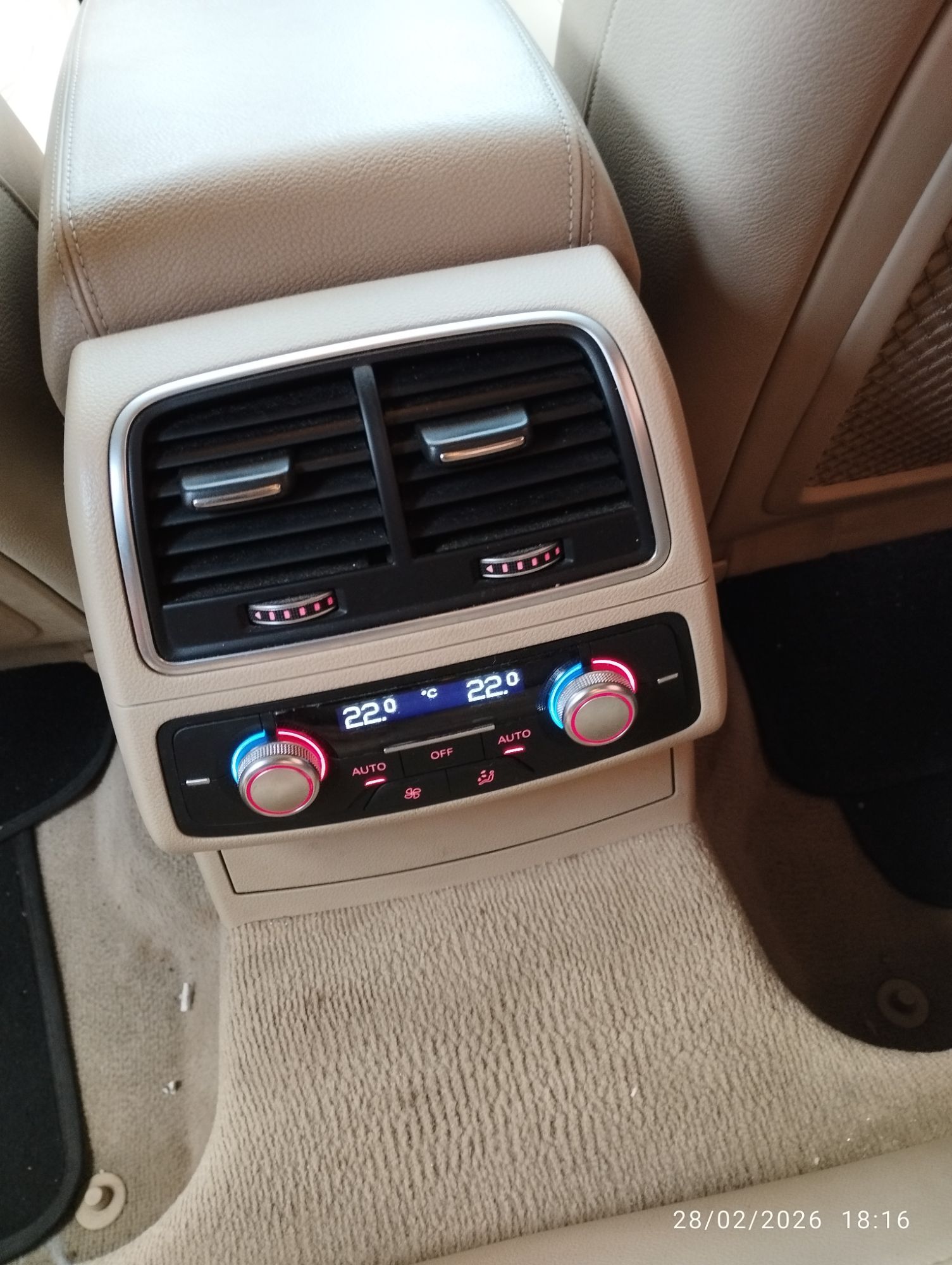 Foto del AUDI A6 3.0TDI quattro S-Tronic 160kW