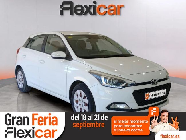 HYUNDAI i20 (1.2 MPI Klass) en Sevilla