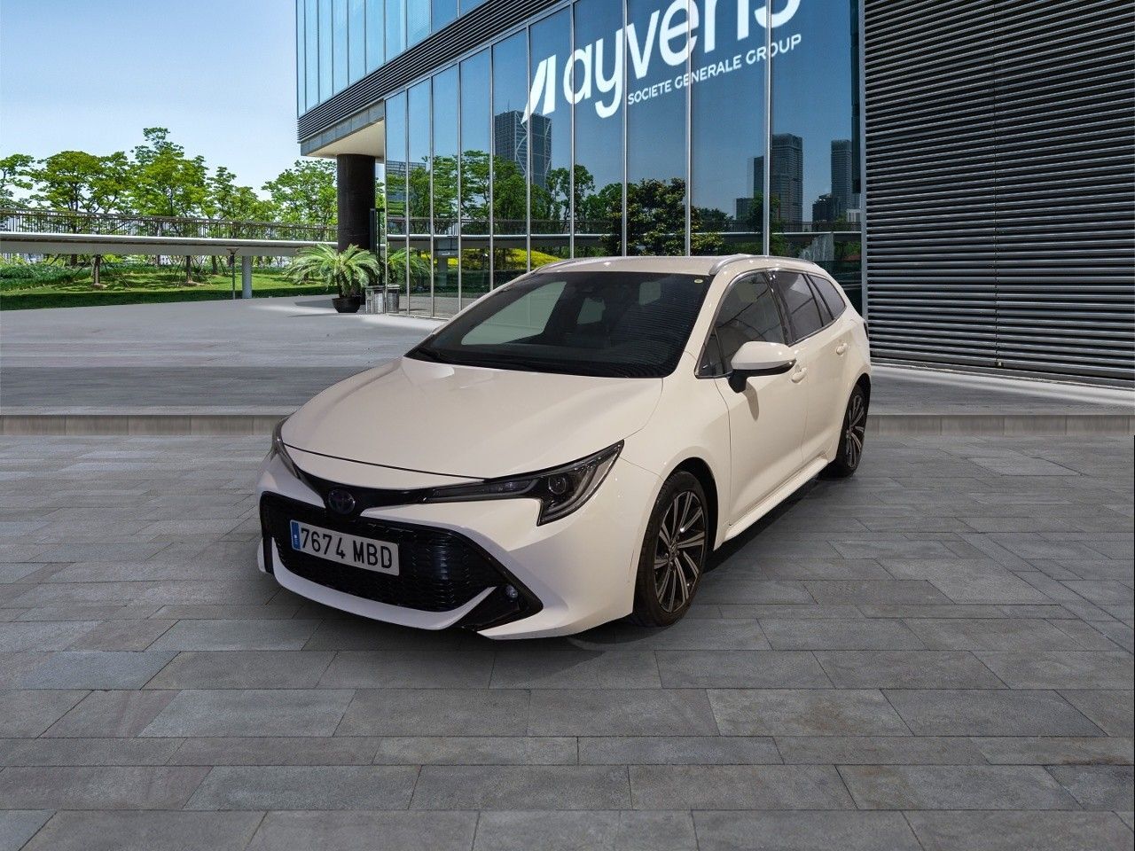 TOYOTA Corolla (Touring Sports 180H Style E-CVT 132 kW (180 CV)) en Madrid
