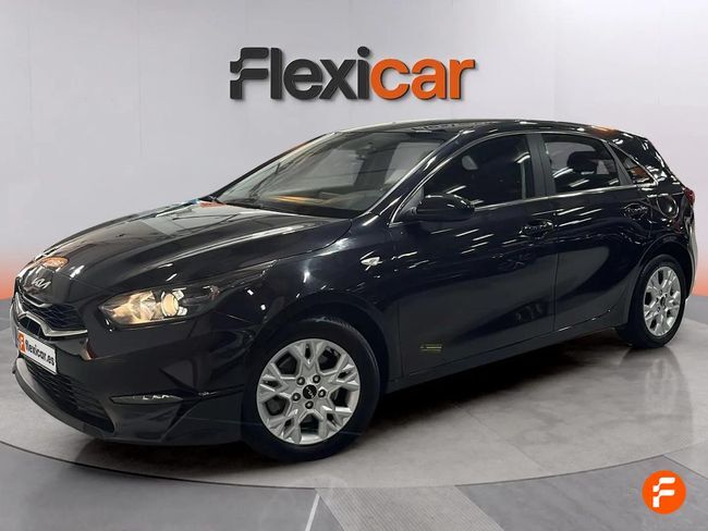 Foto del KIA Ceed 1.6 MHEV iMT Concept 136