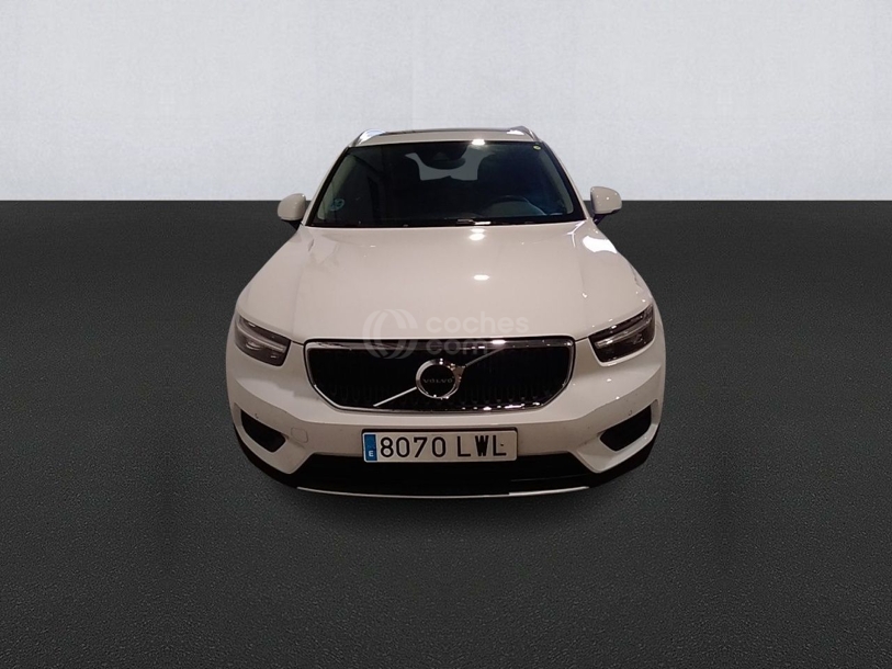 Foto del VOLVO XC40 T2 Momentum Pro Aut.