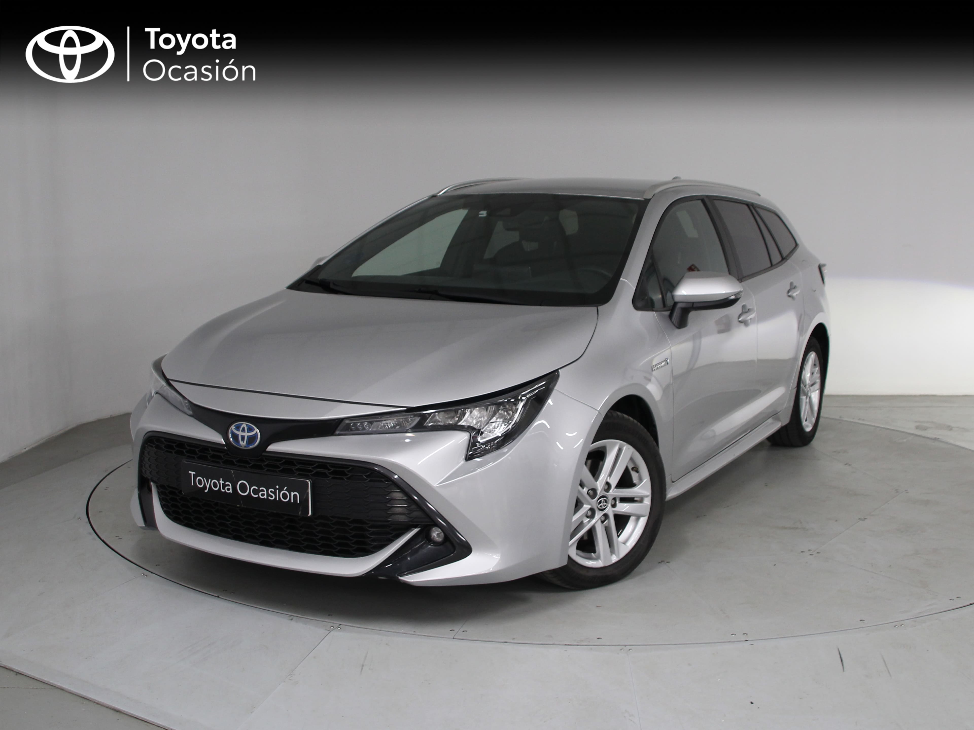 TOYOTA Corolla (1.8 125H ACTIVE TECH E-CVT TOU SPORT) en Barcelona