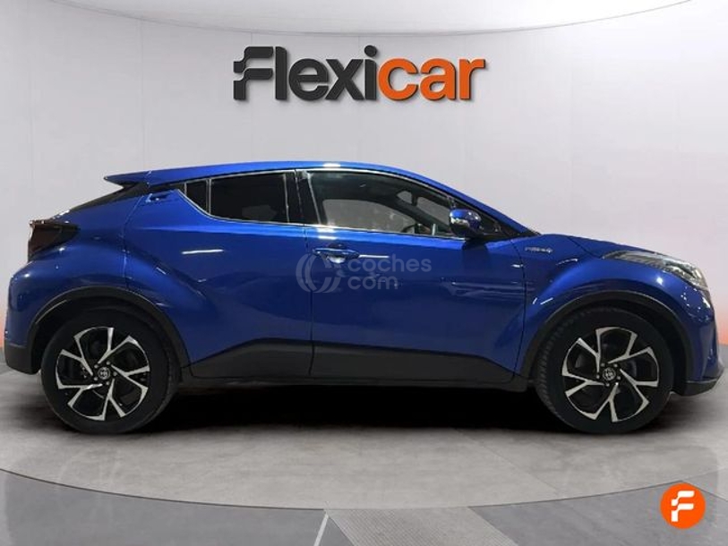 Foto del TOYOTA C-HR 180H Advance