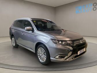 Imagen de MITSUBISHI Outlander PHEV Kaiteki+ 4WD