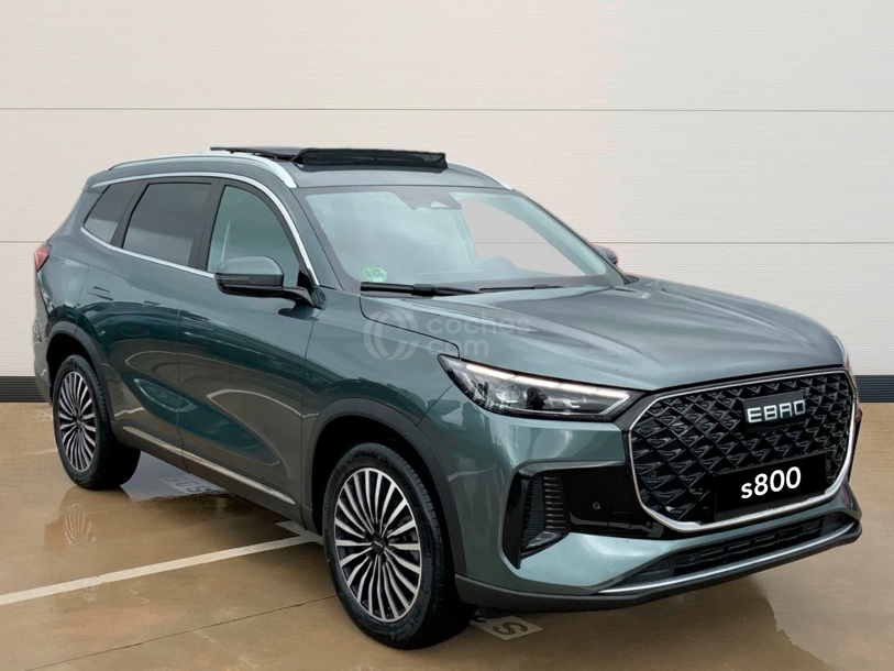 Foto del EBRO s800 1.6 TGDI 7DCT Luxury FWD