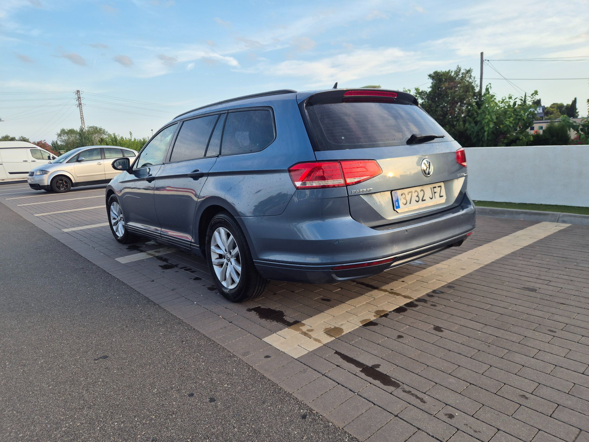 Foto del VOLKSWAGEN Passat Variant 2.0TDI Advance 110kW