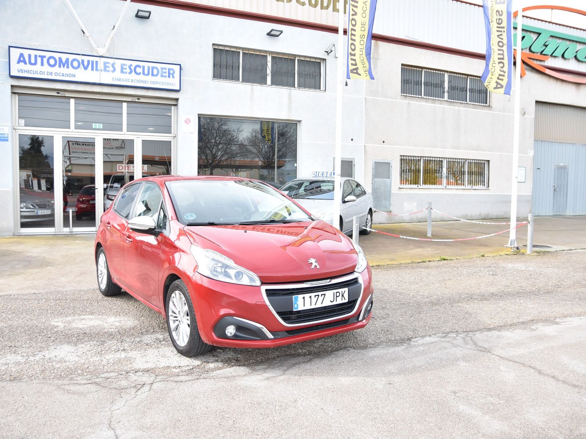 Imagen de PEUGEOT 208