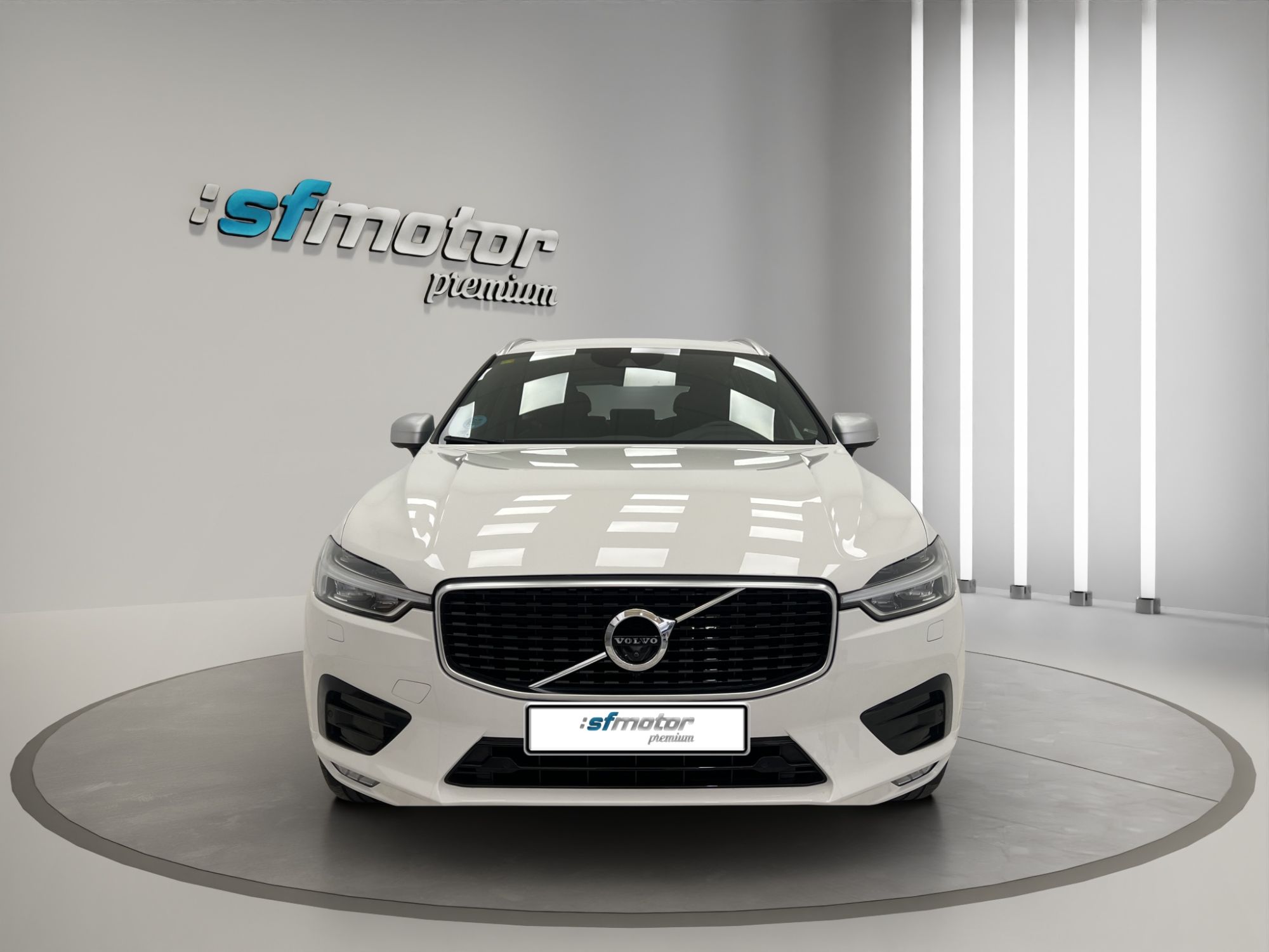 Foto del VOLVO XC60 D4 R-Design AWD Aut.
