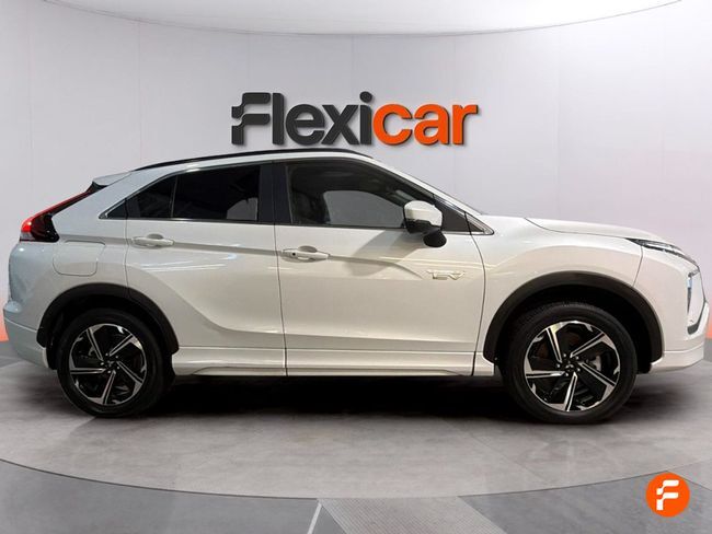 Foto del MITSUBISHI Eclipse Cross PHEV Kaiteki + 4WD