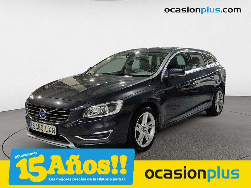VOLVO V60 (D6 Híbrido AWD Auto 210 kW (285 CV)) en Madrid