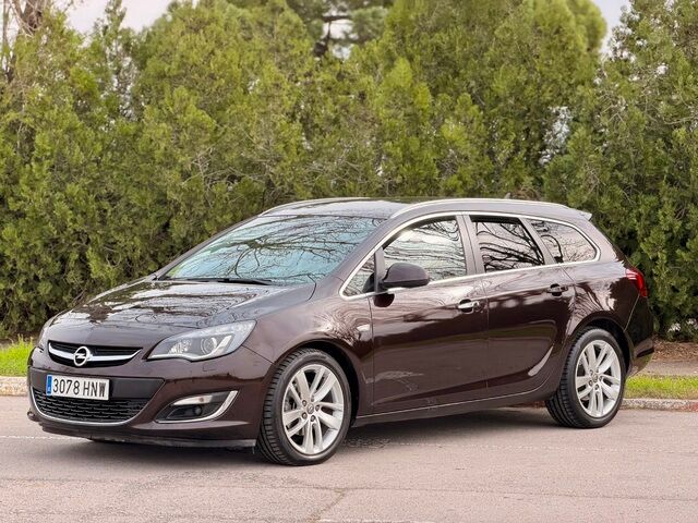 Foto del OPEL Astra 1.7CDTi S-S Sportive 130