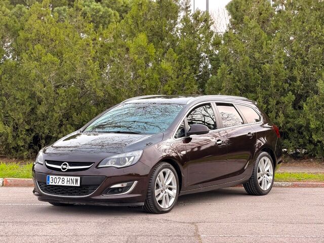 Foto del OPEL Astra 1.7CDTi S-S Sportive 130