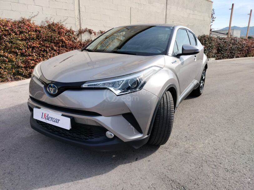 Foto del TOYOTA C-HR 125H Advance