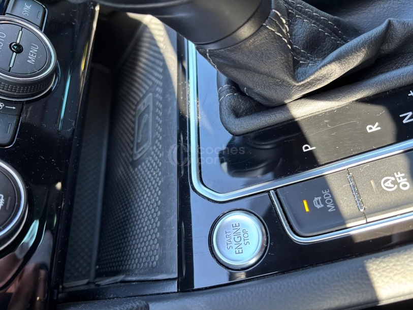 Foto del VOLKSWAGEN Passat Variant 2.0 TSI R-Line DSG7