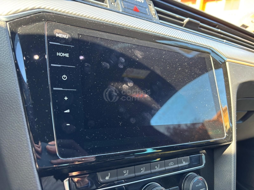 Foto del VOLKSWAGEN Passat Variant 2.0 TSI R-Line DSG7