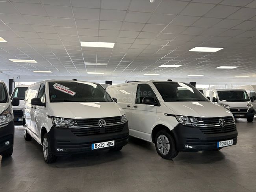 Foto del VOLKSWAGEN Transporter Furgón MRW 2.0TDI BMT 81kW