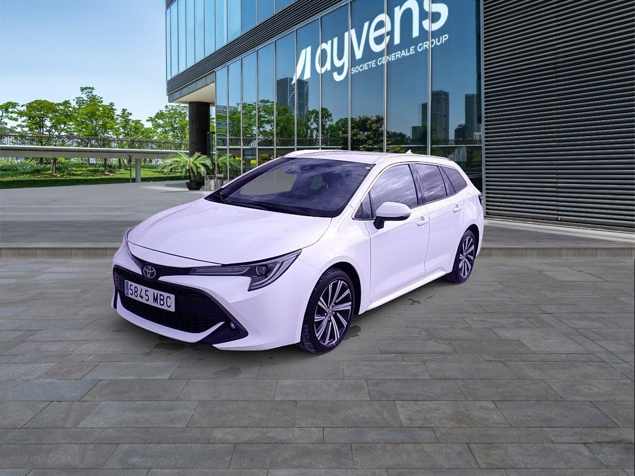 TOYOTA Corolla (Touring Sports 180H Style E-CVT 132 kW (180 CV)) en Madrid