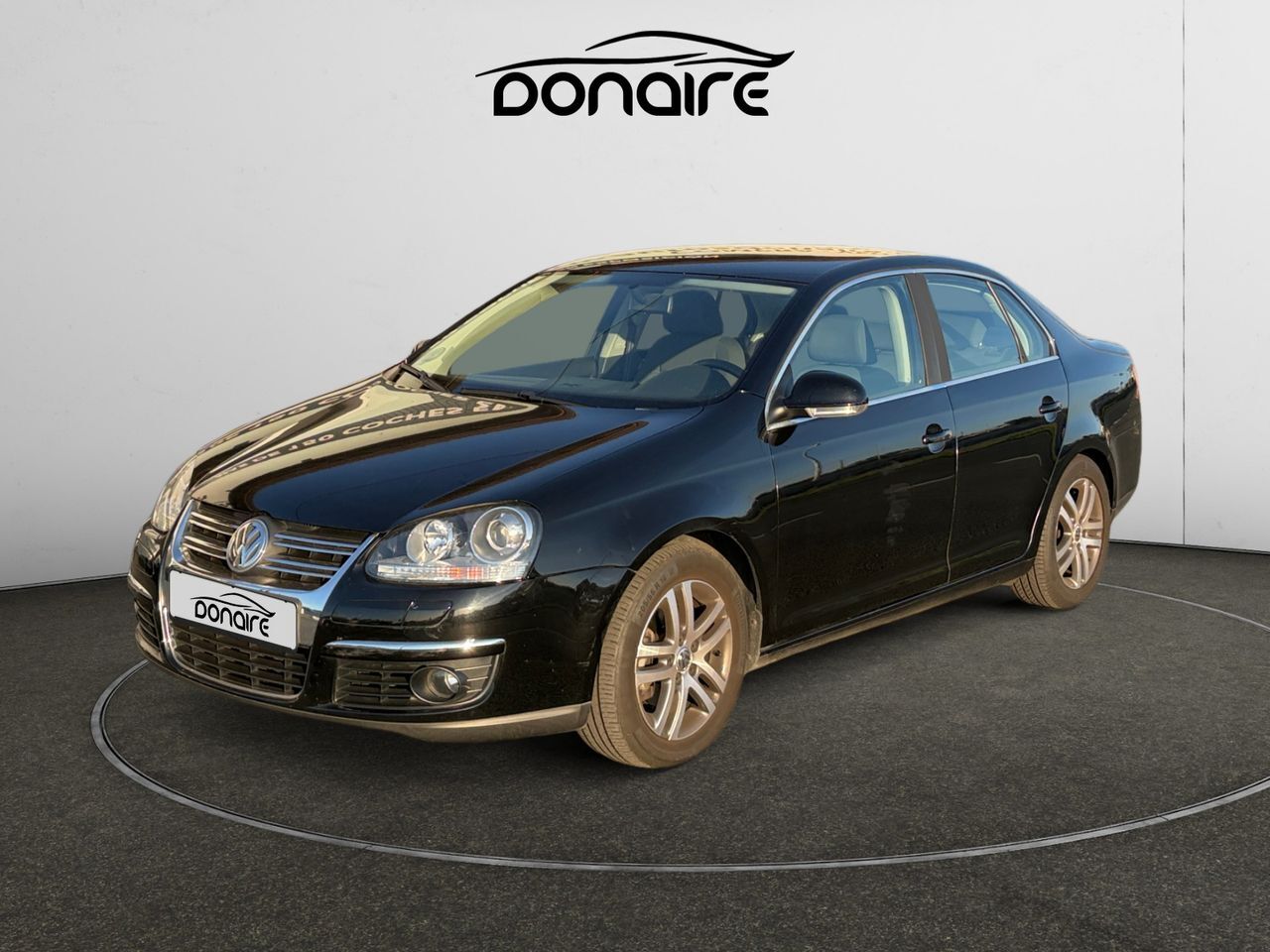 VOLKSWAGEN Jetta (1.4 TSI 140cv DSG Advance) en Coruña, A