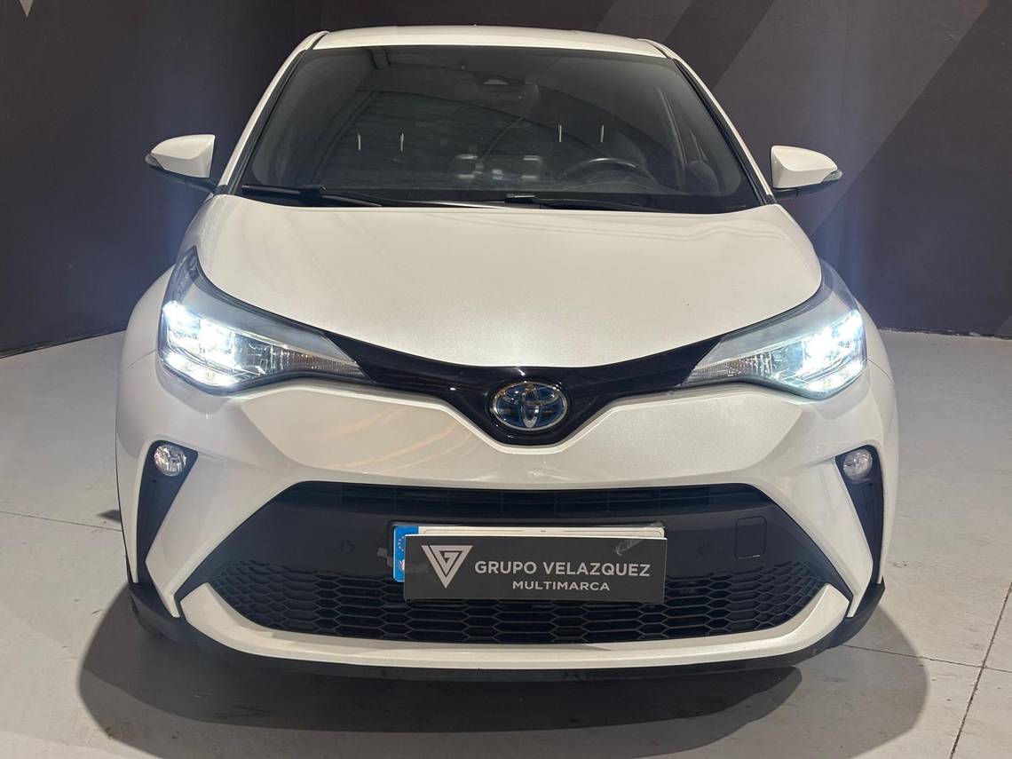 Foto del TOYOTA C-HR 125H Advance