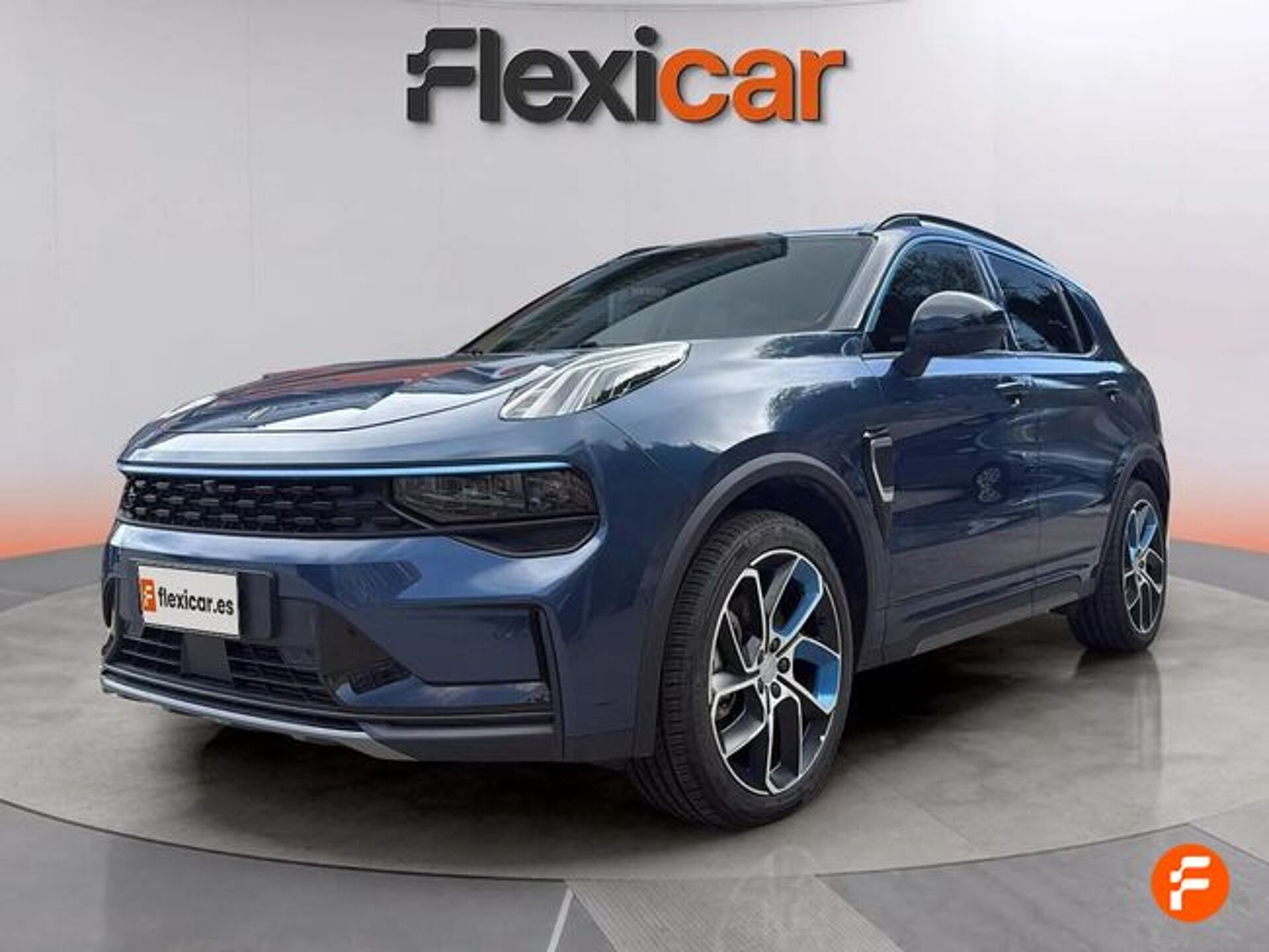 Imagen 2 de LYNK & CO 01